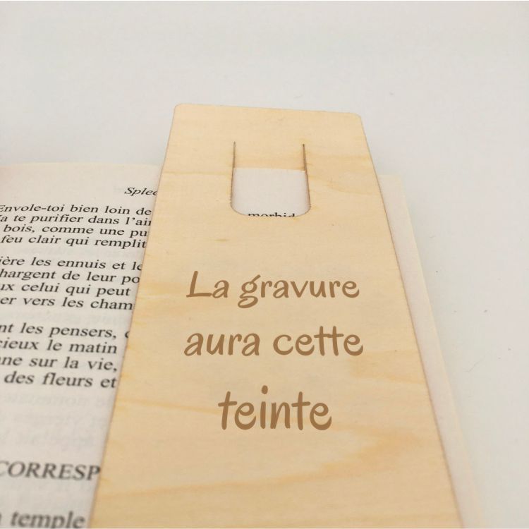 Marque page en bois personnalisé gravé – Gravure texte sur ce