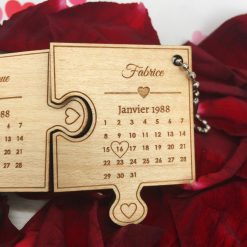 porte-clés en bois gravé à personnaliser pour la Saint Valentin
