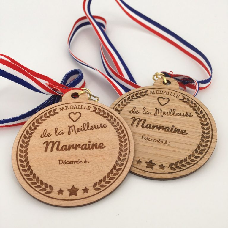 Médaille Personnalisable Natation Homme - Or, 6.4 Cm, Ruban Inclus, Impression Texte Personnalisé Jusqu'à 15 Caractères/ligne