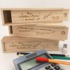 plumier bois modèles personnalisables - idée cadeau fin d'année scolaire