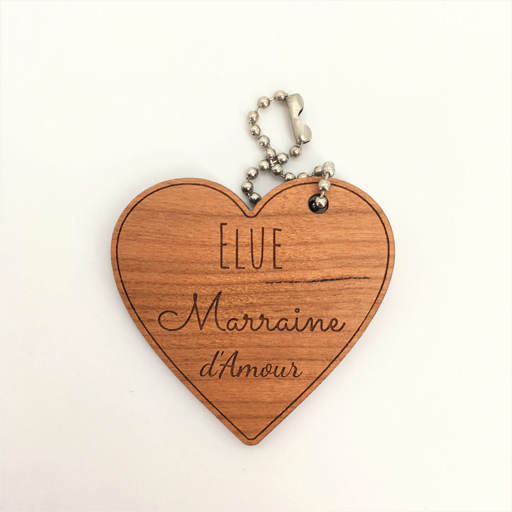 Porte-clés bois coeur personnalisé marraine d'amour cerisier