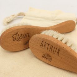 brosse pour bébé en bois personnalisée