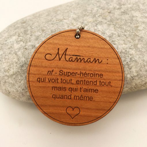 Porte-clés personnalisé en bois gravé maman - cadeau fête des mères