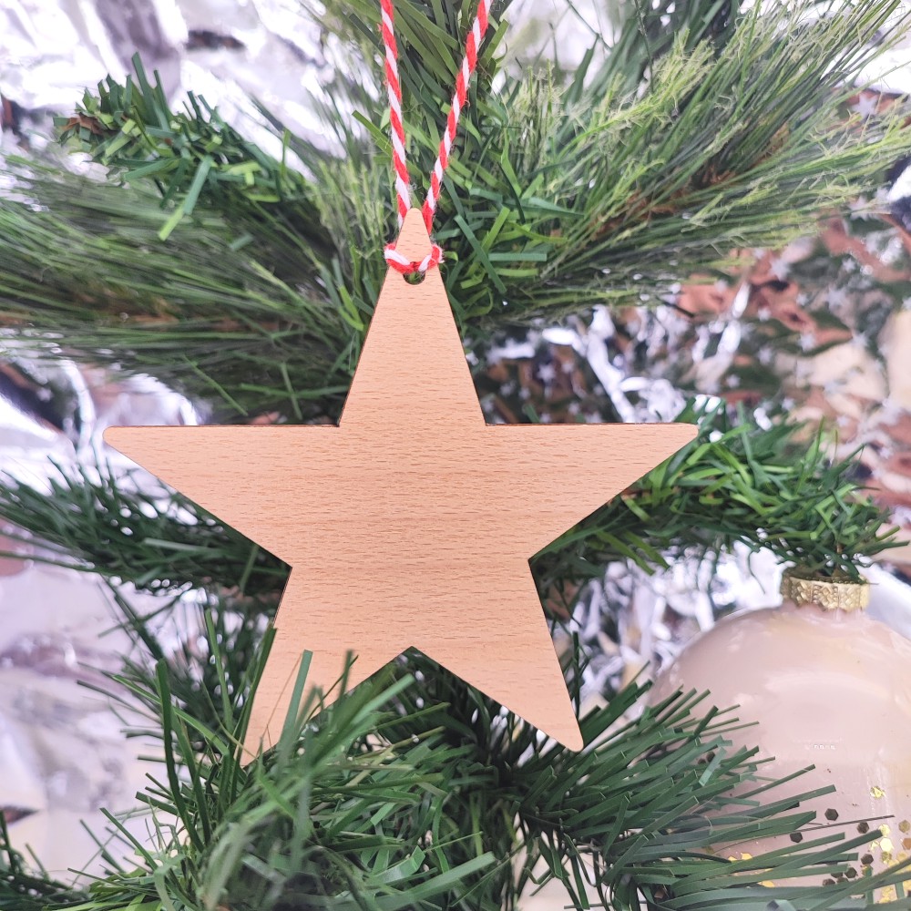 Étoile de Noël prénom, étoile gravée pour sapin, décoration Noël bois